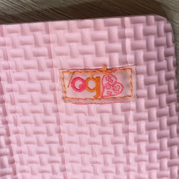 Our Generation Yoga Mat & Accessories - 18” Doll - Picture 4 of 4